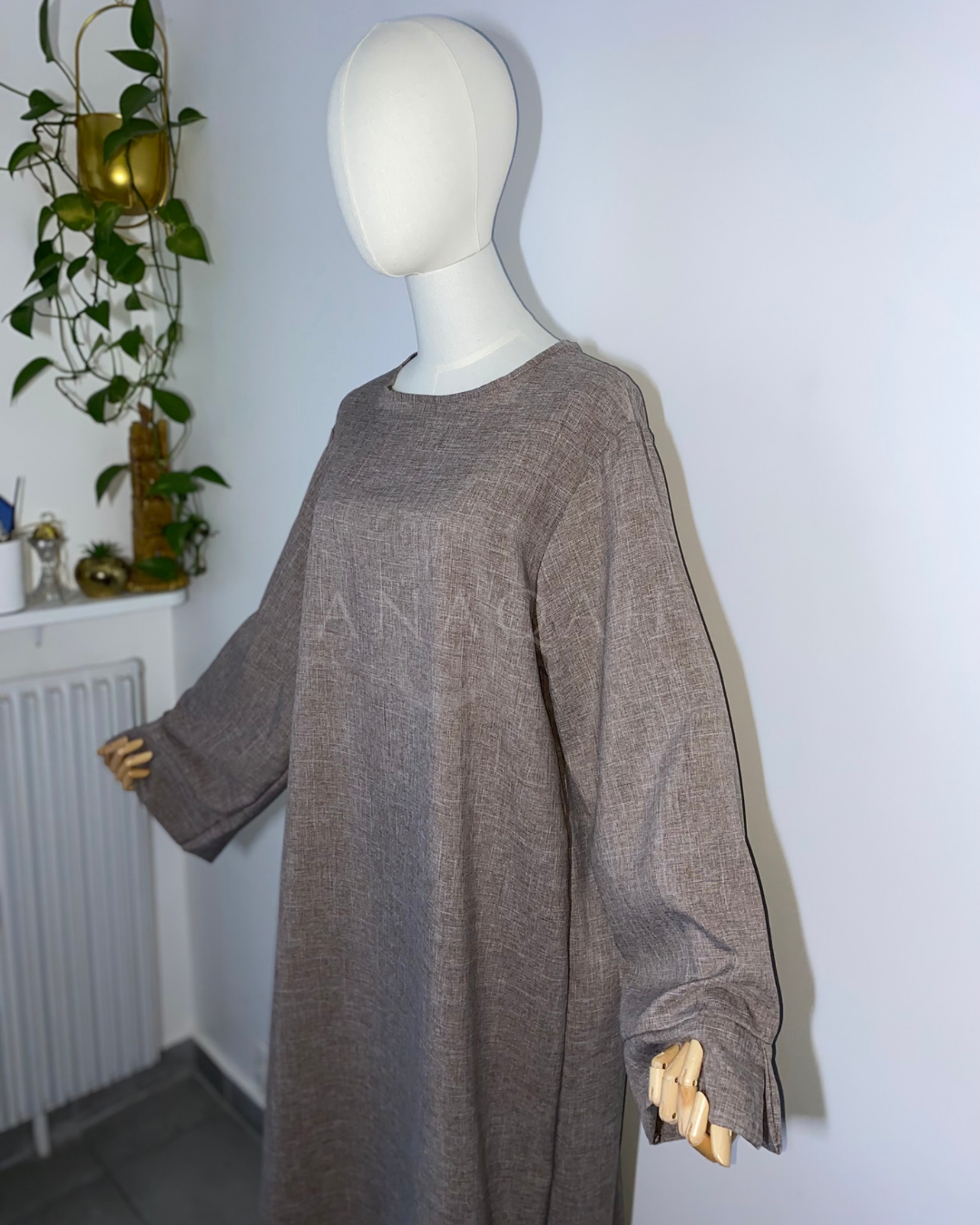 Abaya Lin - Taupe